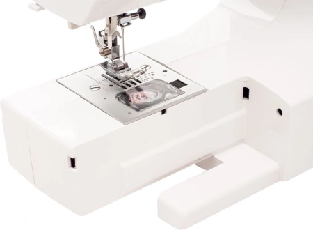 Швейная машина Comfort 1000 белый/черный