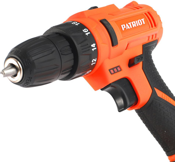 Дрель-шуруповерт Patriot THE ONE BR 147Li аккум. патрон:быстрозажимной (кейс в комплекте) (180301147)