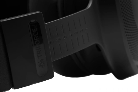 Наушники с микрофоном Razer Kraken V3 черный 1.2м мониторные (RZ04-03770200-R3M1)