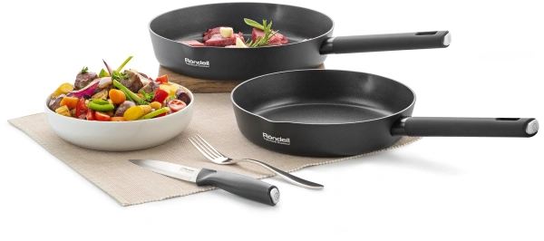 Сковорода Rondell Trumpf RDA-1344 круглая 28см покрытие: Xylan Plus ручка несъемная (без крышки) черный