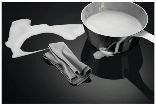 Индукционная варочная поверхность AEG IKE74441IB черный