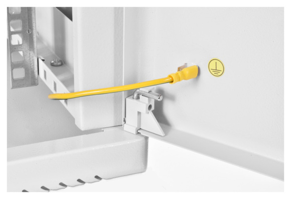 Шкаф коммутационный ЦМО (ШРН-М-15.500.1) настенный 15U 600x520мм пер.дв.металл 50кг серый 456мм 23.94кг 745мм сталь