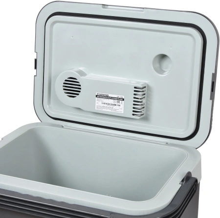 Автохолодильник Starwind CF-132 32л 48Вт серый/голубой