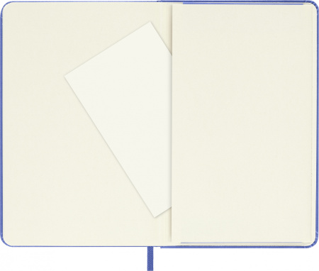 Блокнот Moleskine CLASSIC QP012B42 Pocket 90x140мм 192стр. нелинованный твердая обложка голубая гортензия